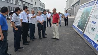 遂宁市委书记邵革军陪同省社科院调研组 莅临遂宁欧美产业园调研指导工作